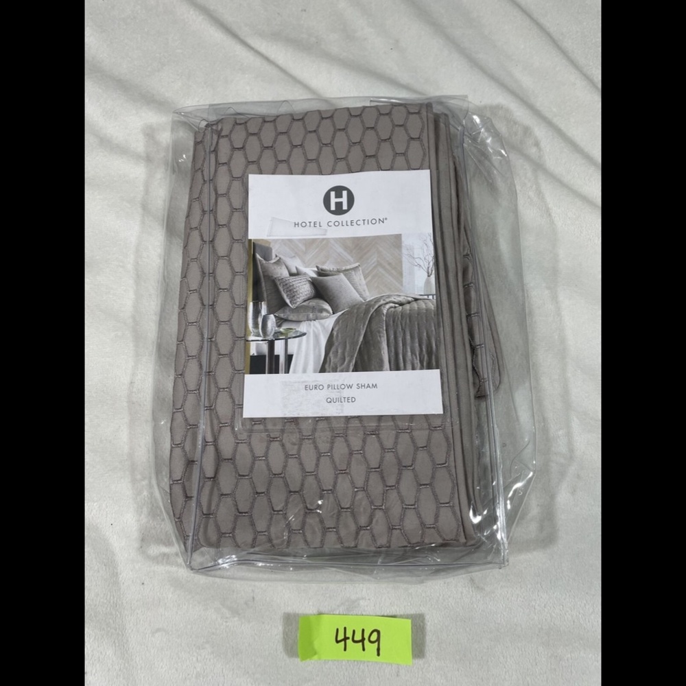 NIB Hotel‎ Collection Honeycomb Trellis (1) Euro European Sham Case